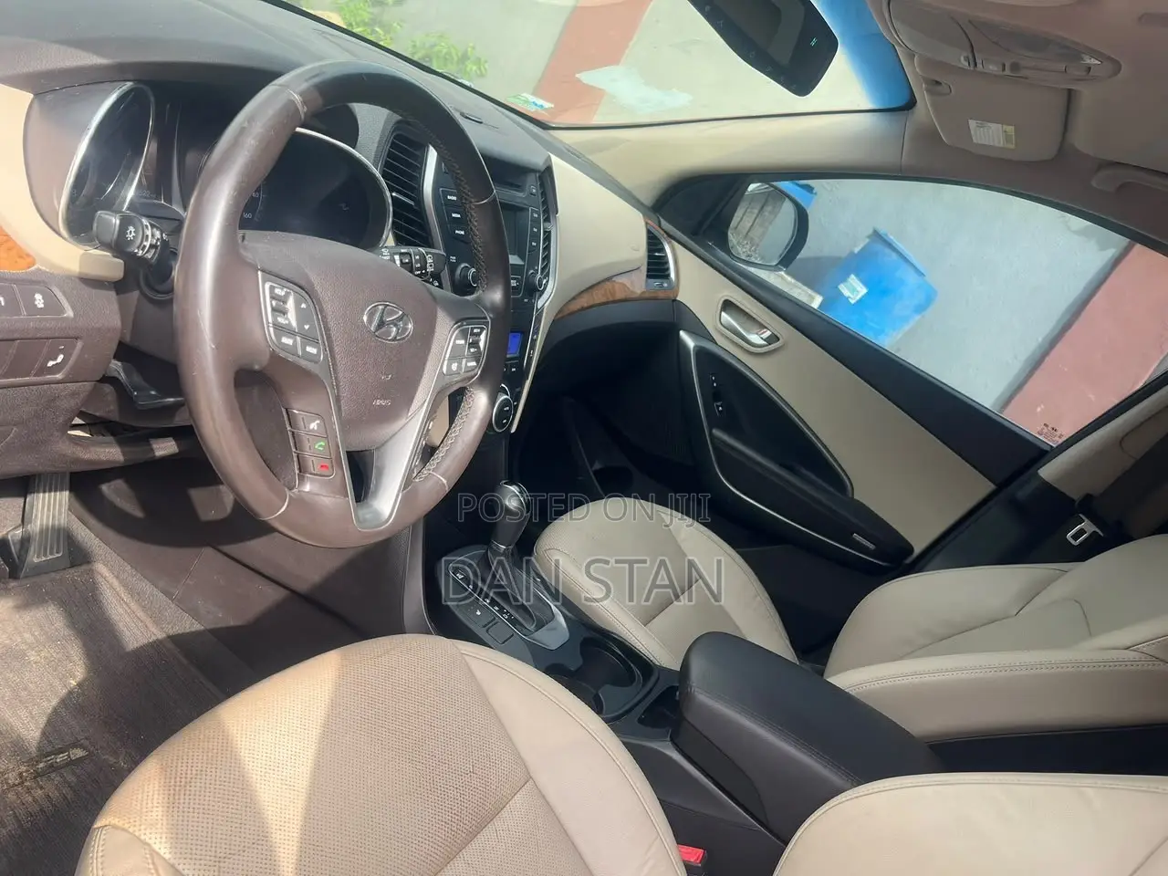 Hyundai Santa Fe 2016 Red