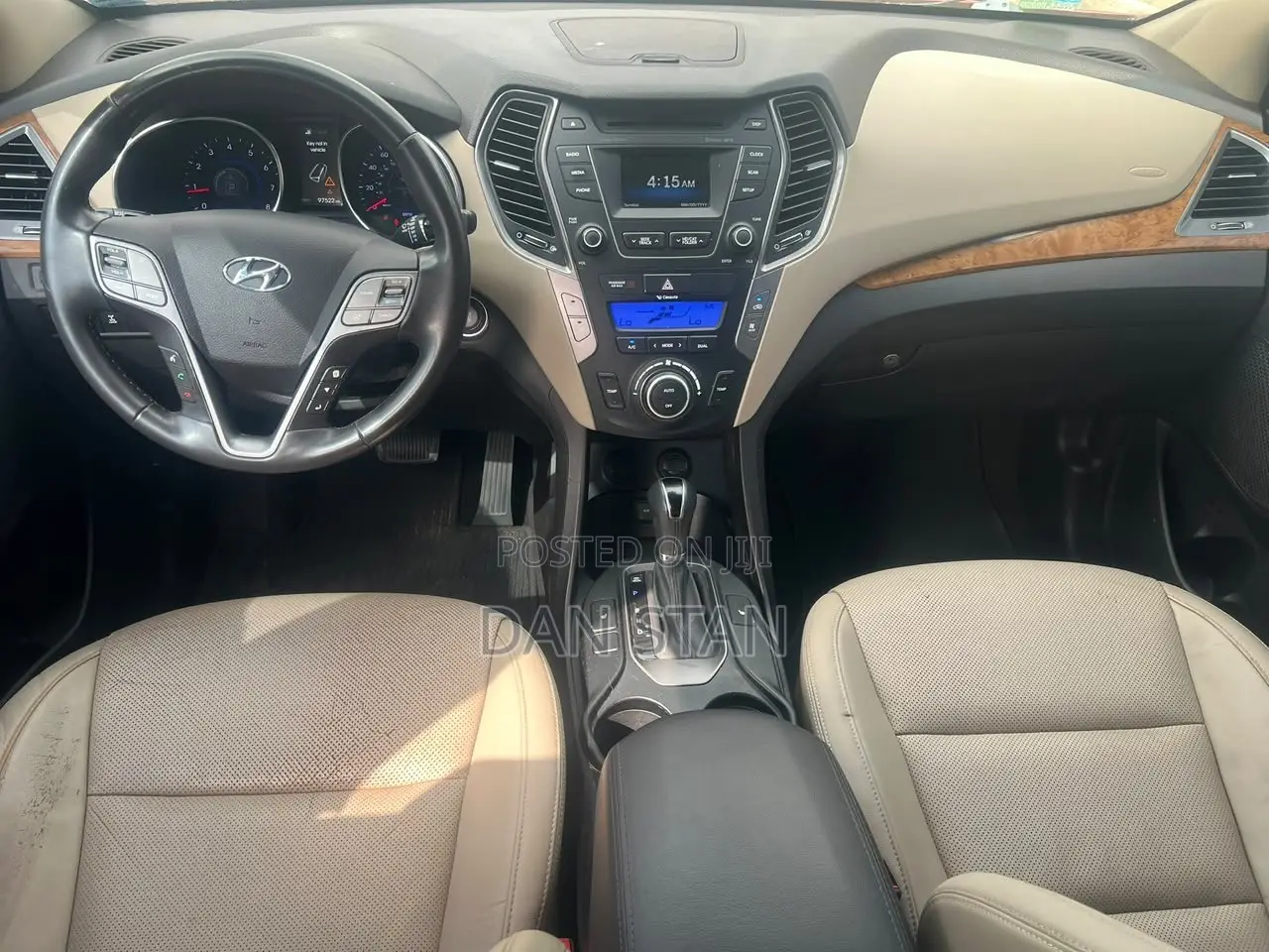 Hyundai Santa Fe 2016 Red