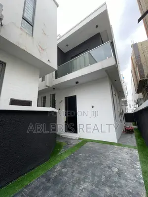 4bdrm Duplex in 2Nd Tollgate, Chevron for sale