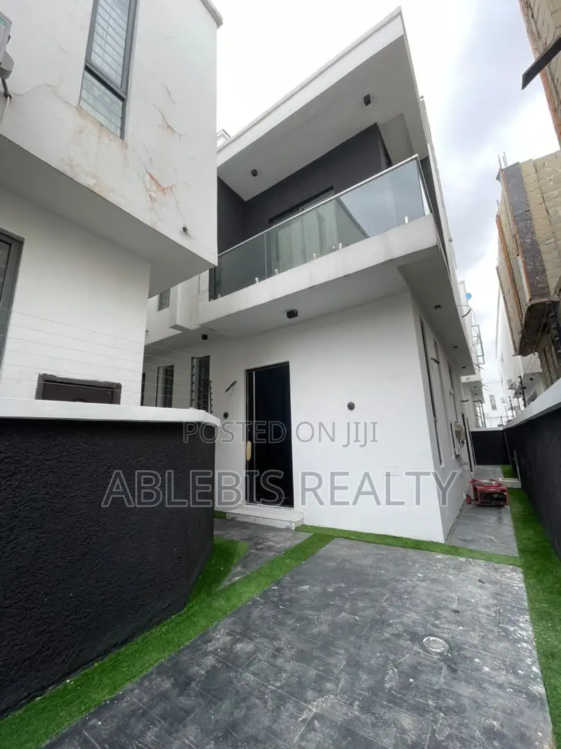 4bdrm Duplex in 2Nd Tollgate, Chevron for sale