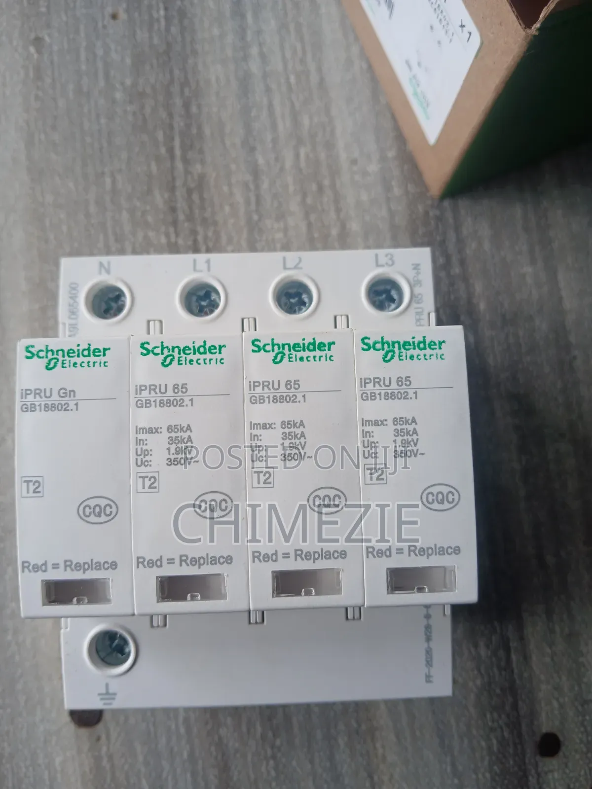 4pole Schneider Surge Protection
