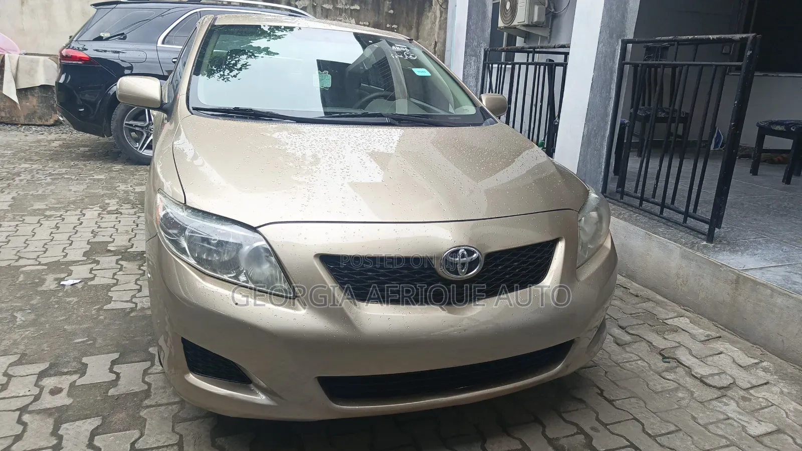 Toyota Corolla 2010 Gold