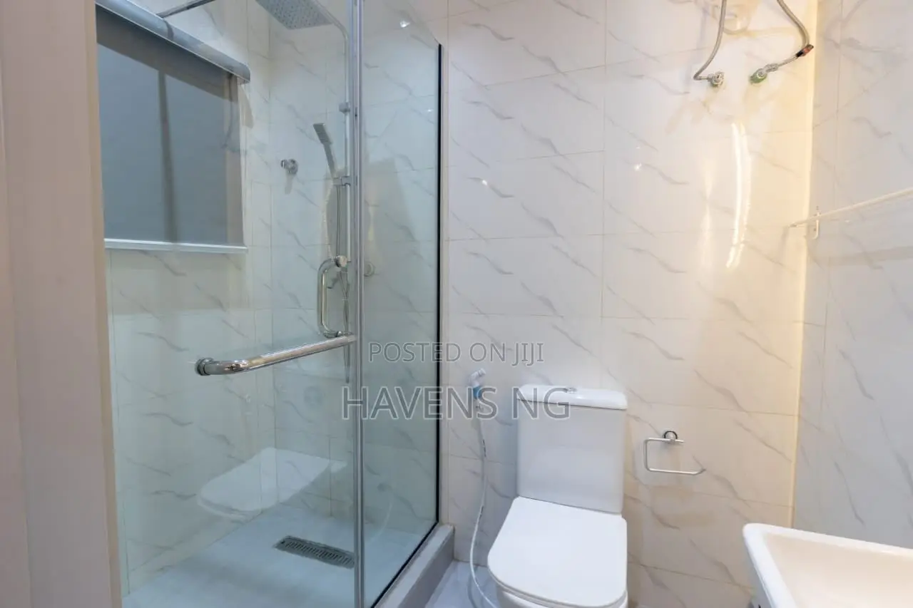 Cozy 2-Bedroom Apartment With PS5, Outdoor Games & Tennis Court