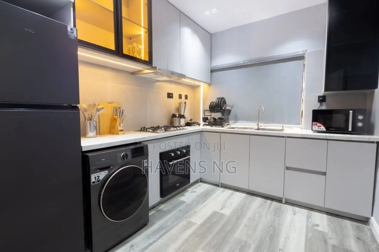 Cozy 2-Bedroom Apartment With PS5, Outdoor Games & Tennis Court