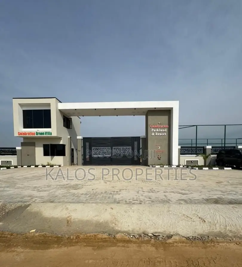 3bdrm Bungalow in Celebration Parkland, Eleko for sale