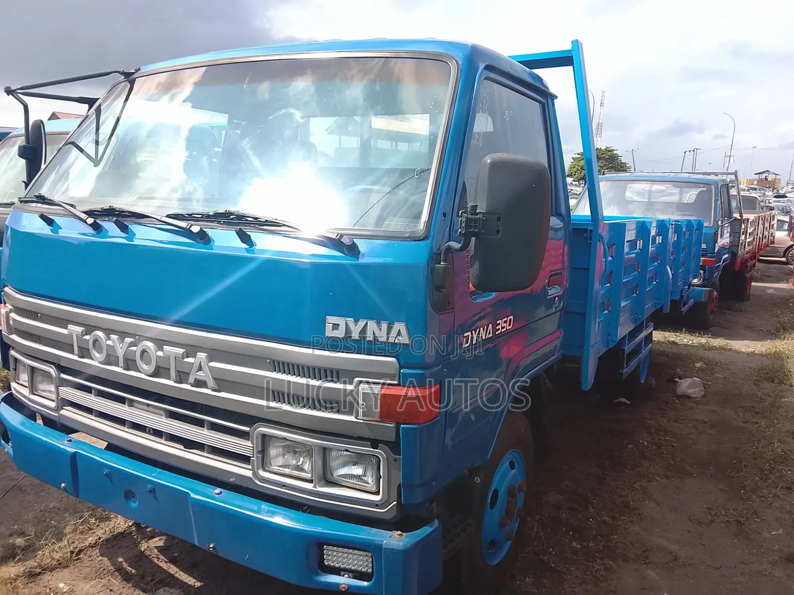 Toyota Dyna 350