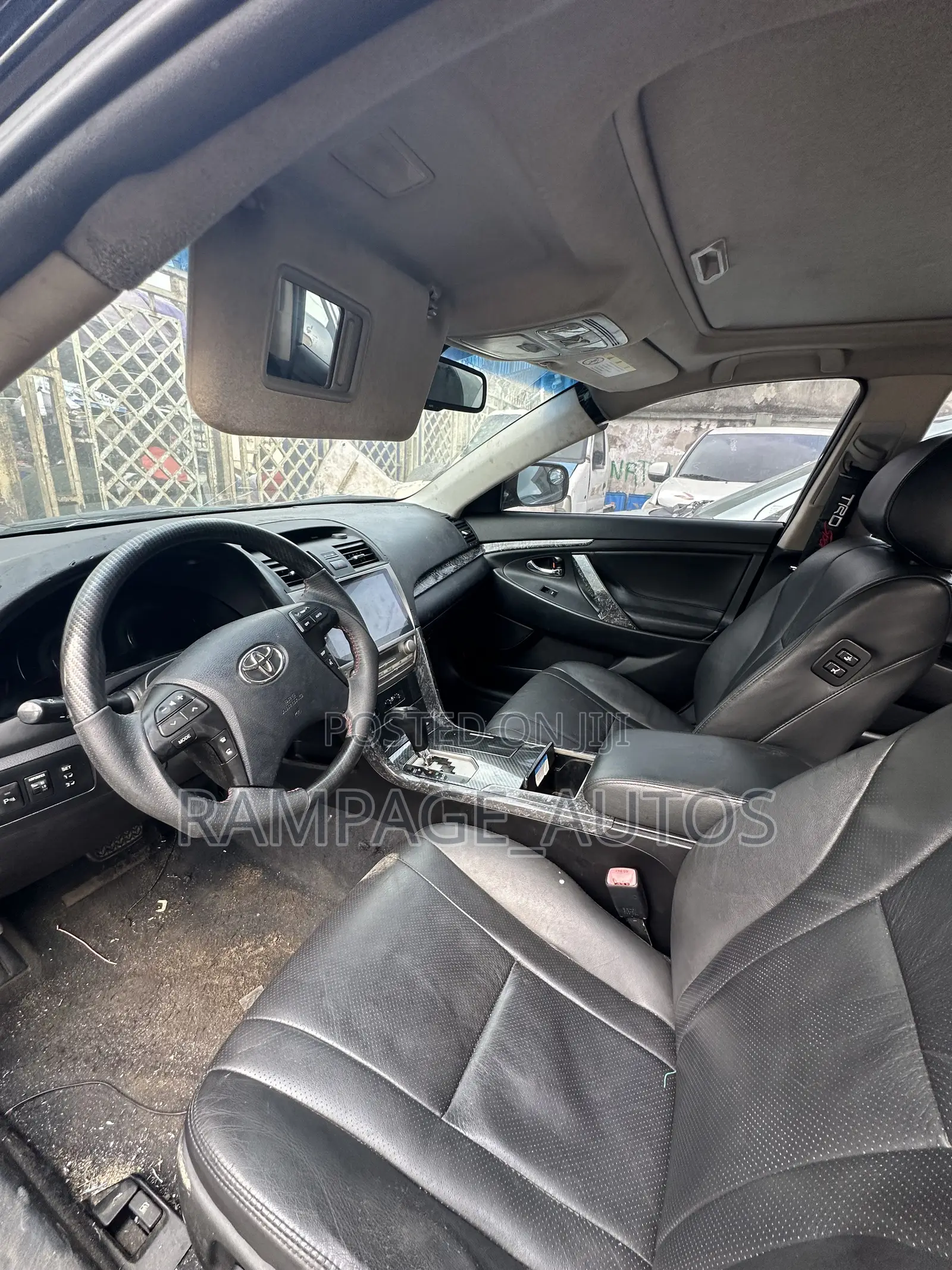 Toyota Camry XLE V6 4dr Sedan (3.5L 6cyl 6A) 2011 Black