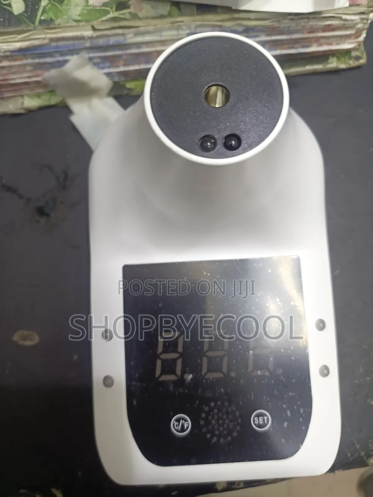Wall Mount Thermometer