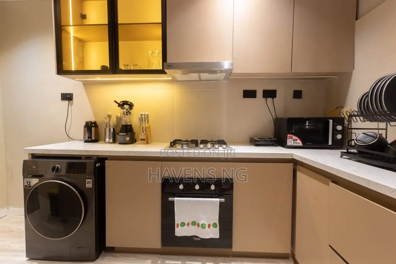 Cozy 2-Bedroom Apartment With PS5, Outdoor Games & Tennis Court
