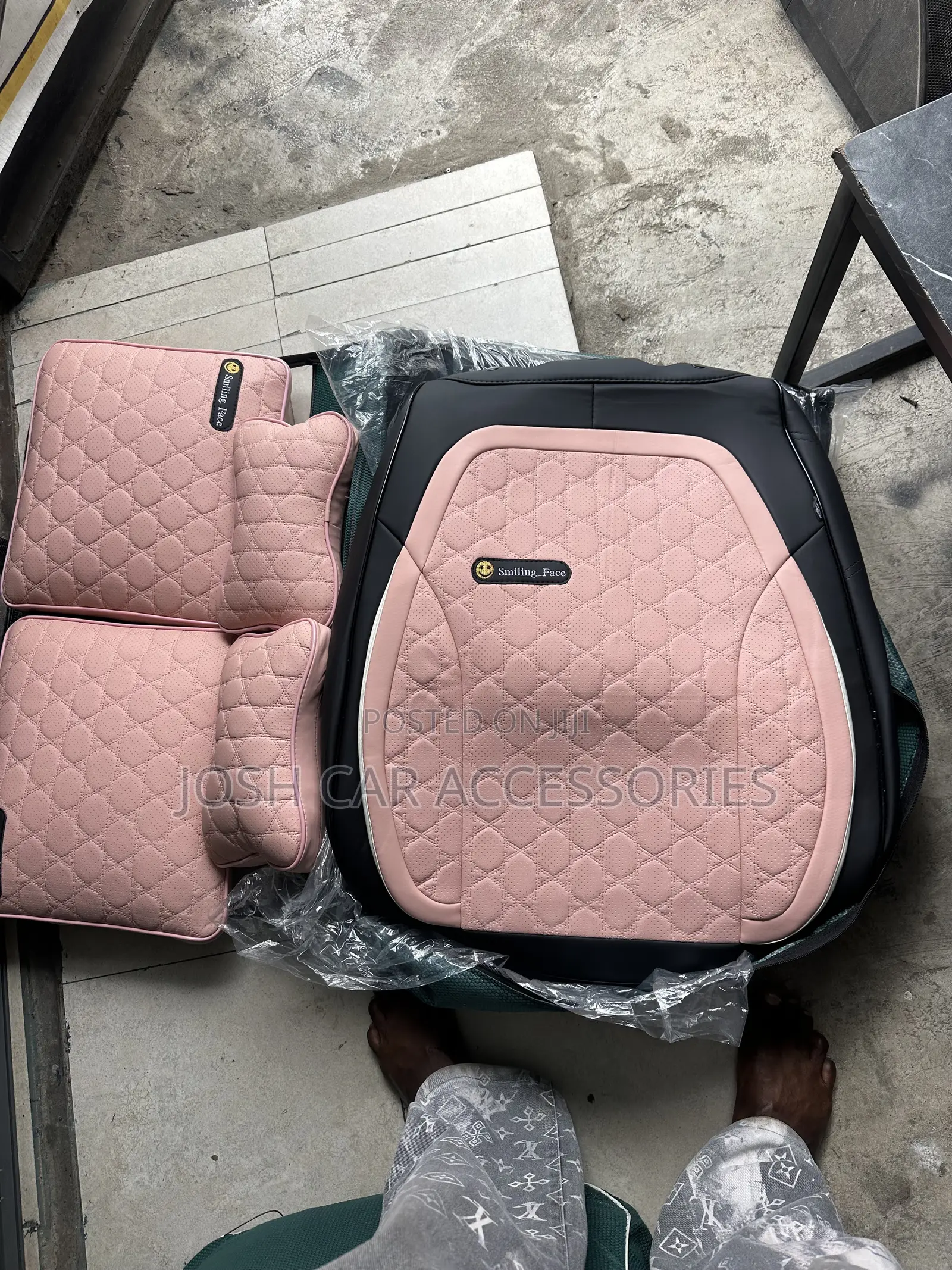 Universal Pink & Black Luxury Qulity Car Seat Covers – Full Set