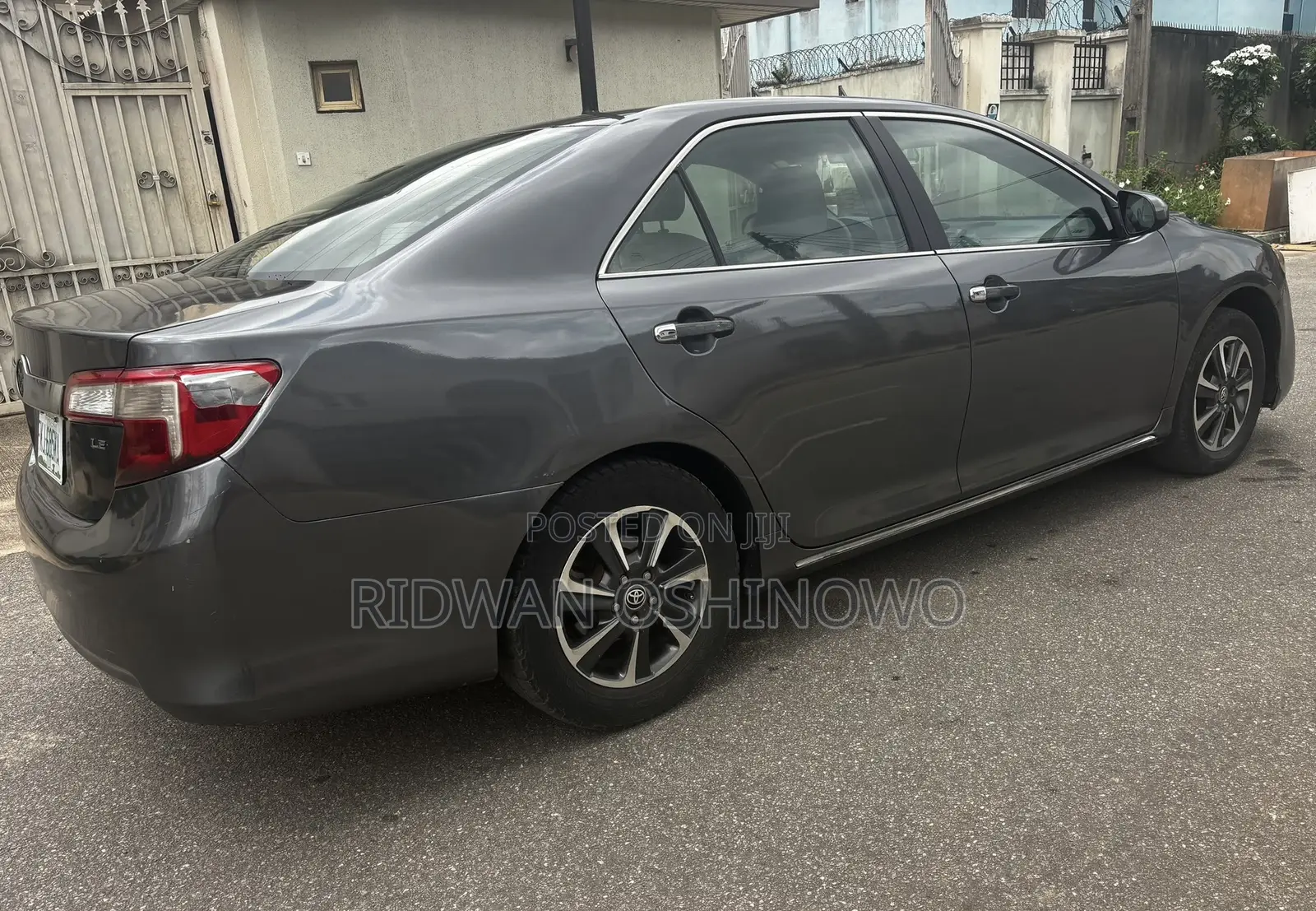 Toyota Camry 2013 Gray