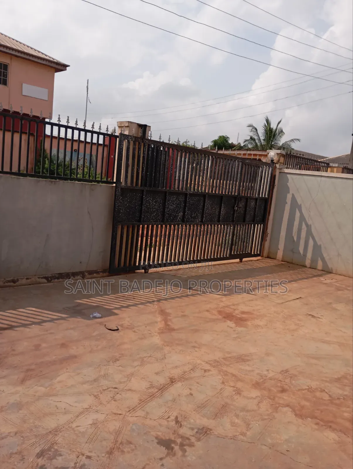 1bdrm Block of Flats in Foursquare Estate, Gberigbe for rent