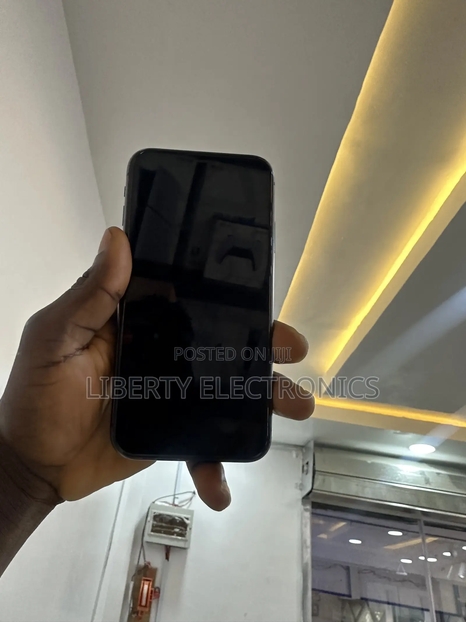 Apple iPhone 11 64 GB Black