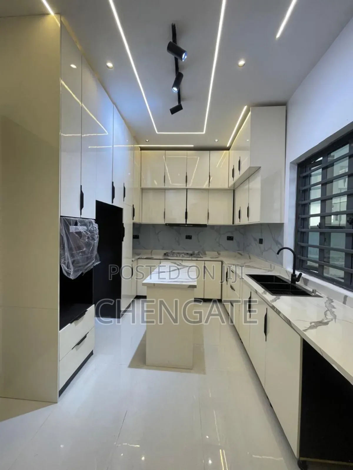 4bdrm Duplex in Ajah for sale