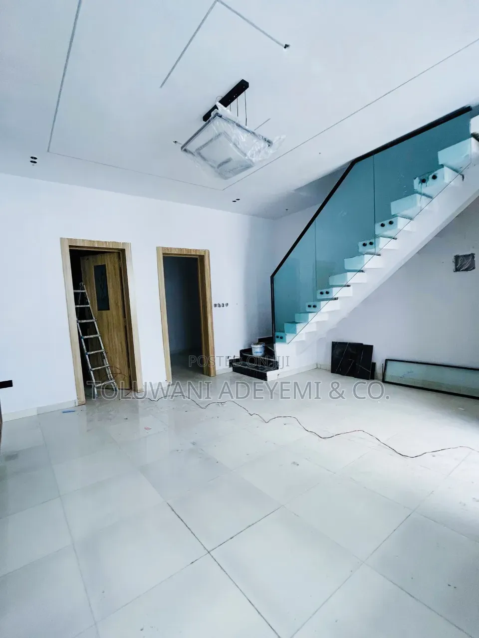 4bdrm Townhouse/Terrace in Ikota for sale