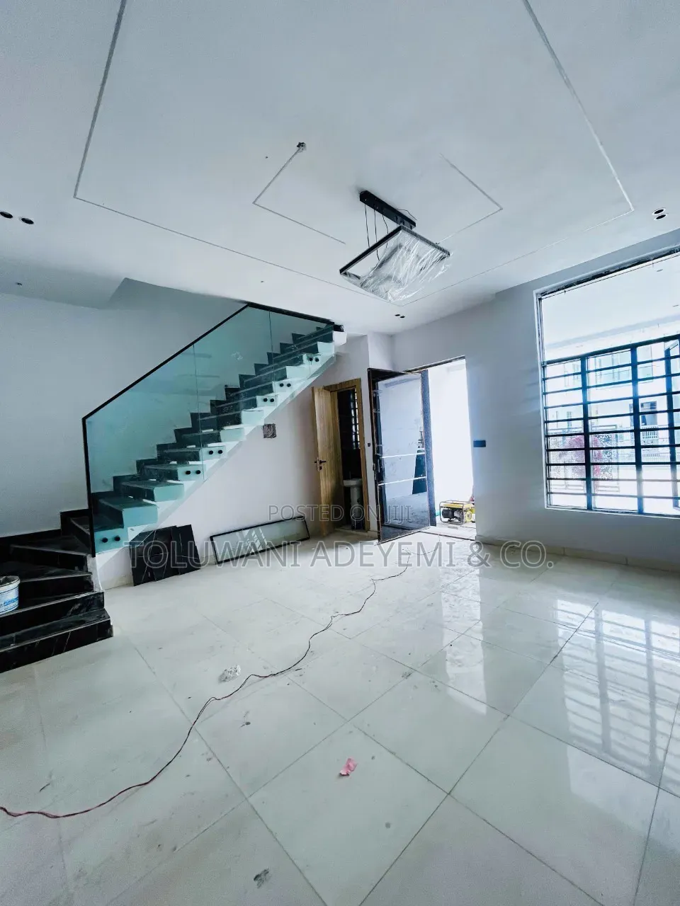 4bdrm Townhouse/Terrace in Ikota for sale