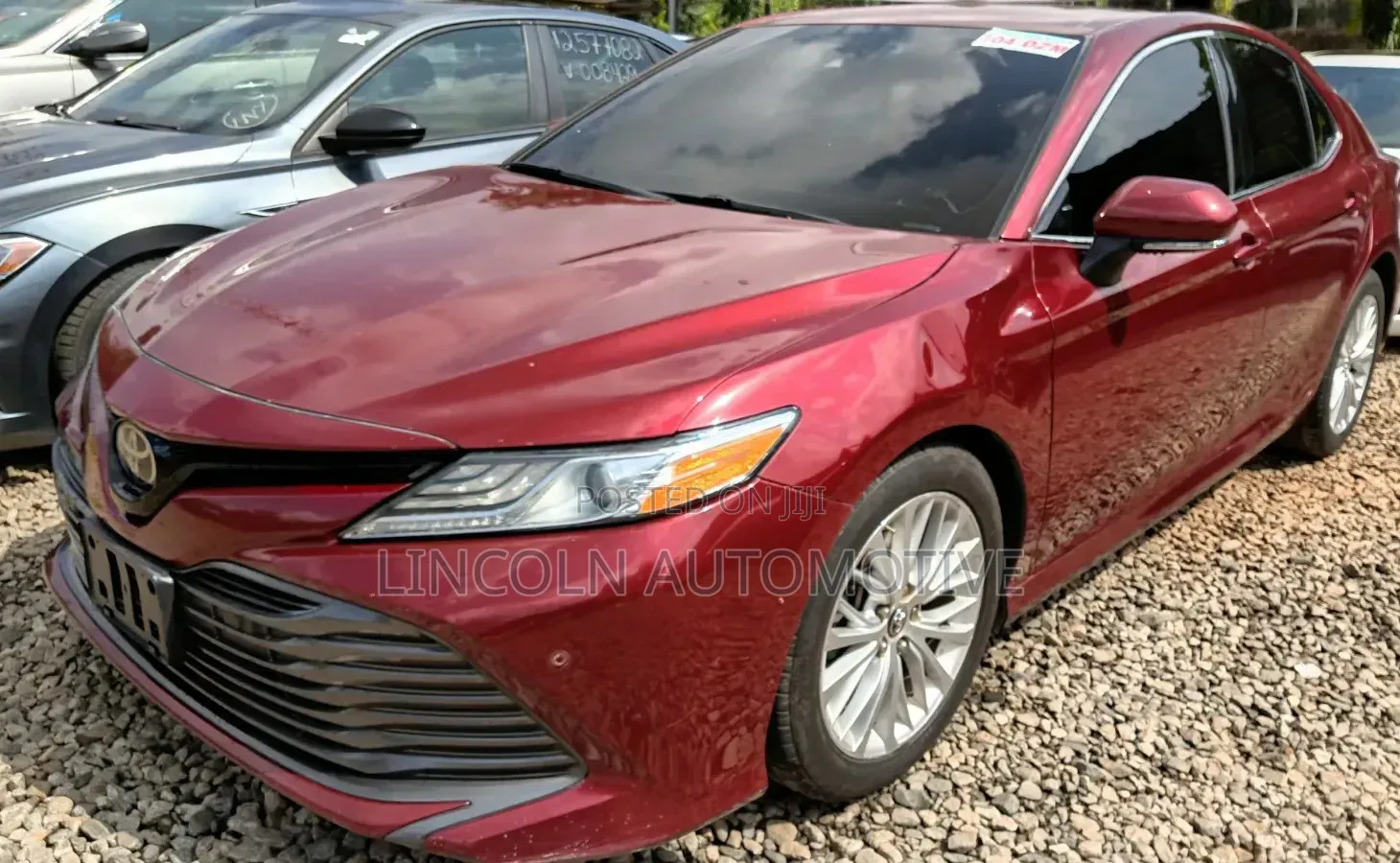 Toyota Camry XLE FWD (2.5L 4cyl 8AM) 2018 Maroon