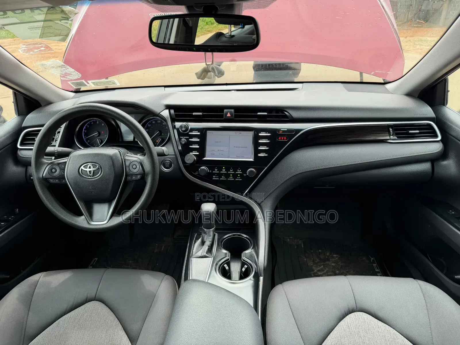 Toyota Camry 2018 Red