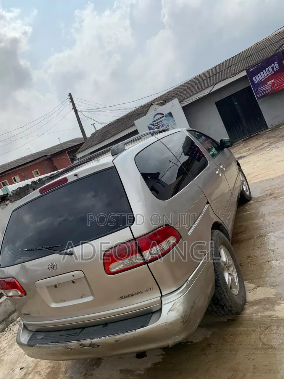 Toyota Sienna 2001 Gold