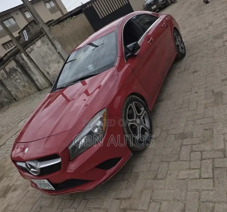 Mercedes-Benz CLA-Class CLA 250 4MATIC Sedan 2015 Red
