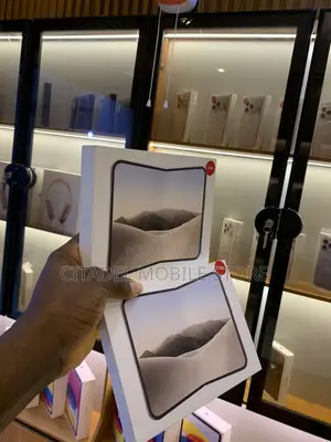 New Apple iPhone Duo 256 GB Silver