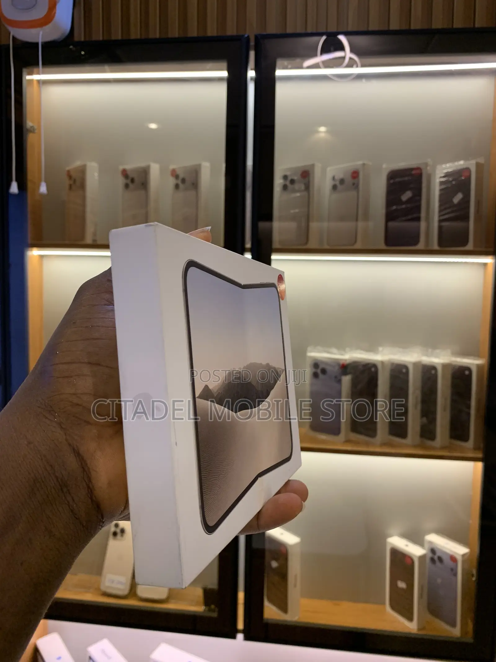 New Apple iPhone Duo 256 GB Silver