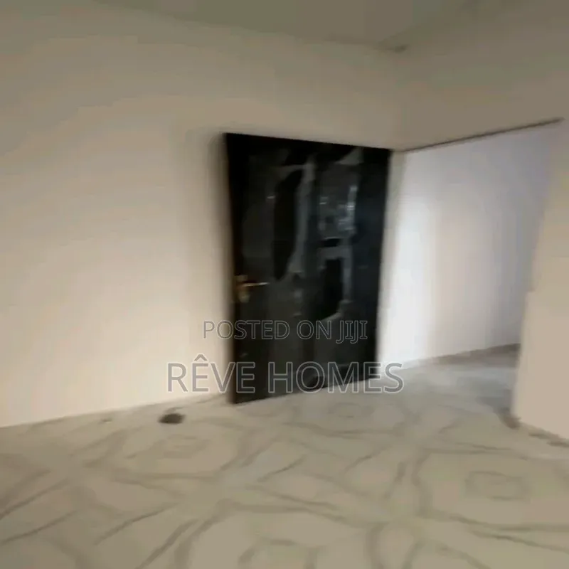 Mini Flat in Makoko for rent