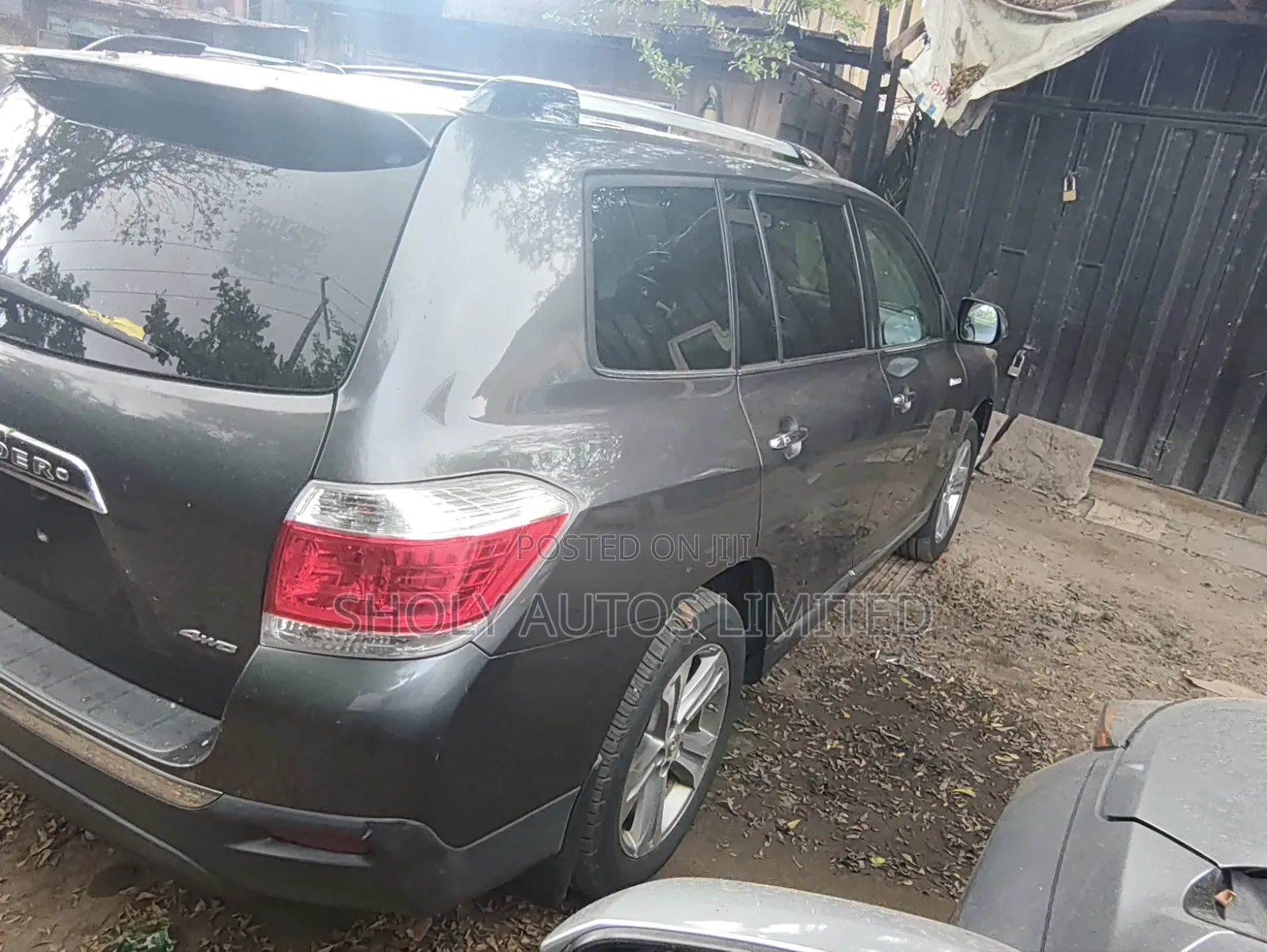 Toyota Highlander Limited 2012 Gray