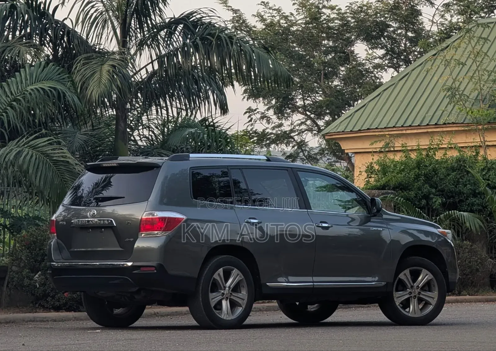 Toyota Highlander 2012 Gray