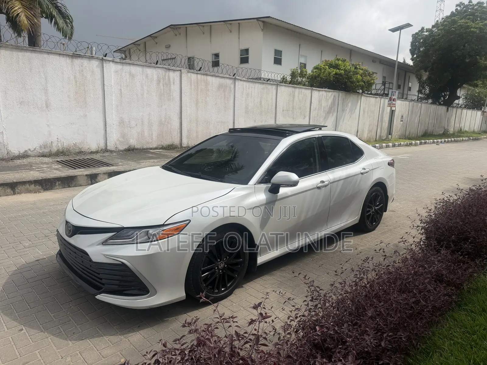 Toyota Camry XLE 2023 White