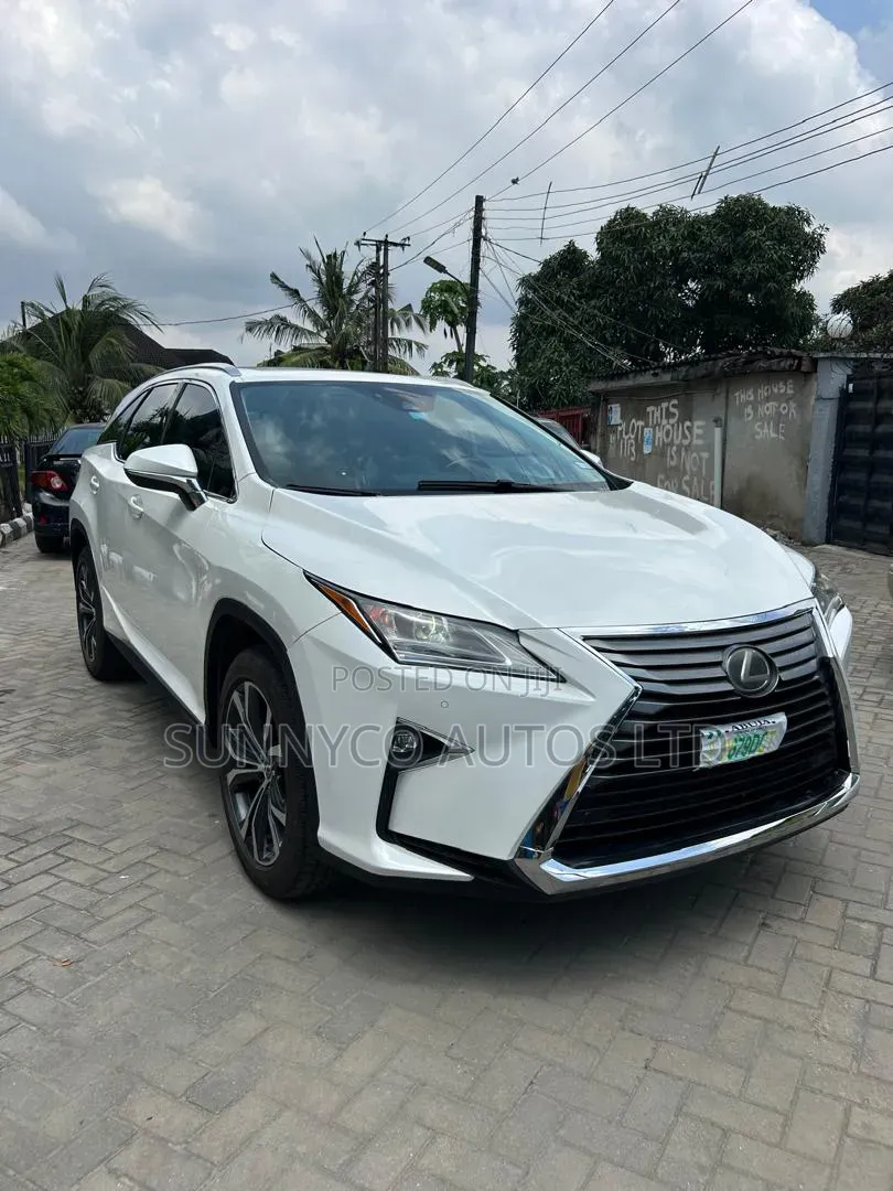 Lexus RX 2019 White