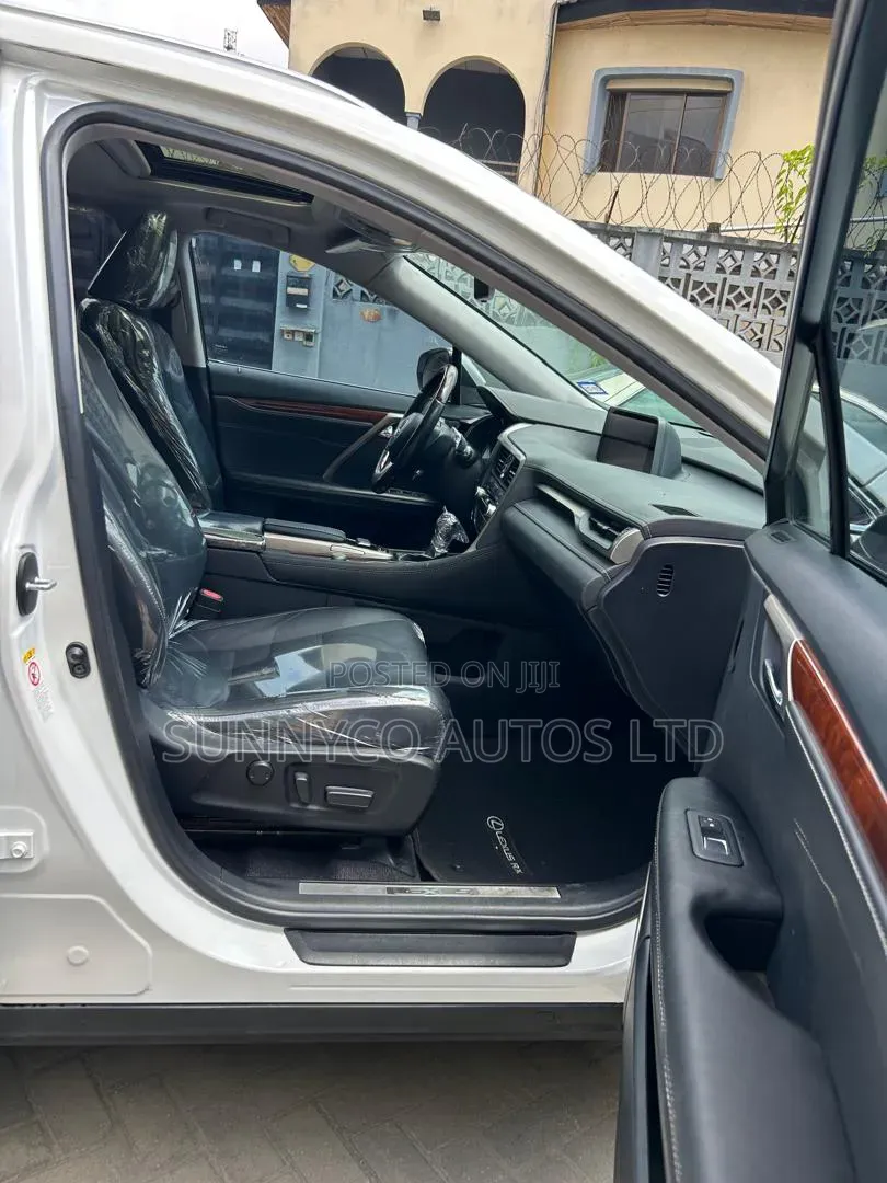 Lexus RX 2019 White