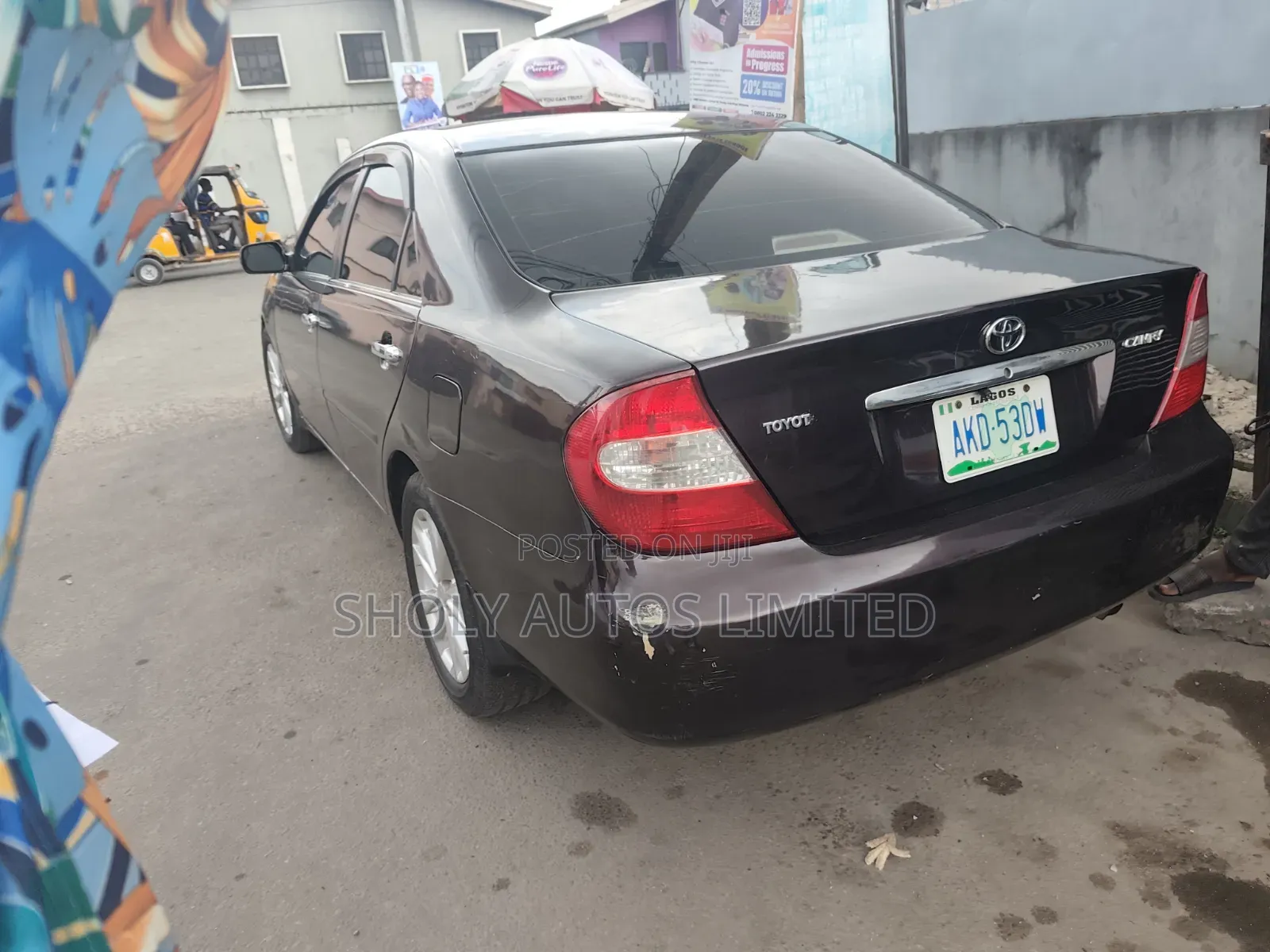 Toyota Camry LE 4dr Sedan (2.4L 4cyl 5M) 2003 Brown