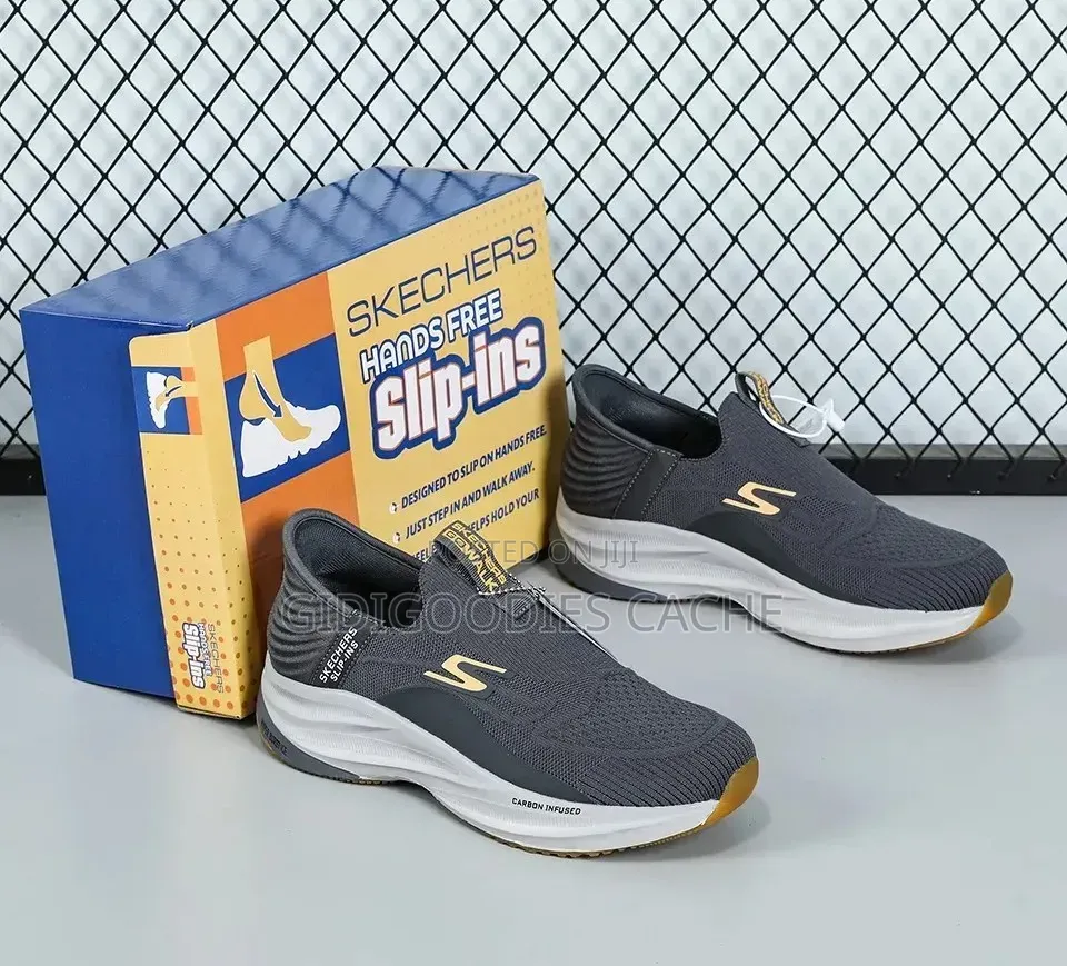 Laceless Slip-on Knit Skechers Sneakers Size 41-46