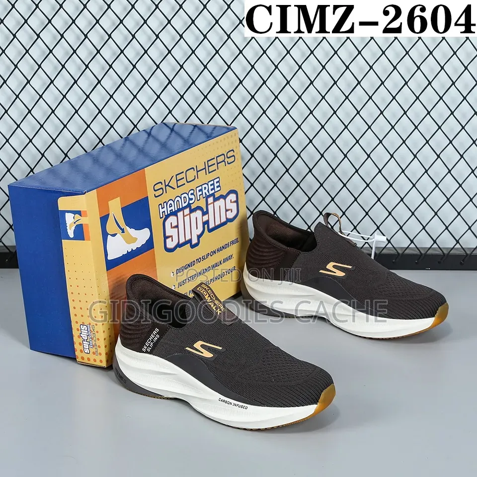 Laceless Slip-on Knit Skechers Sneakers Size 41-46