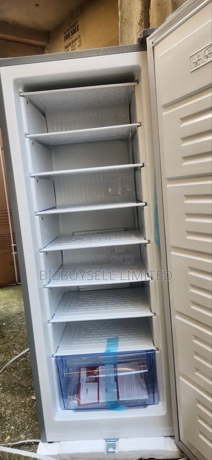 190L Nexus 7 Drawers Upright Standing Freezer.