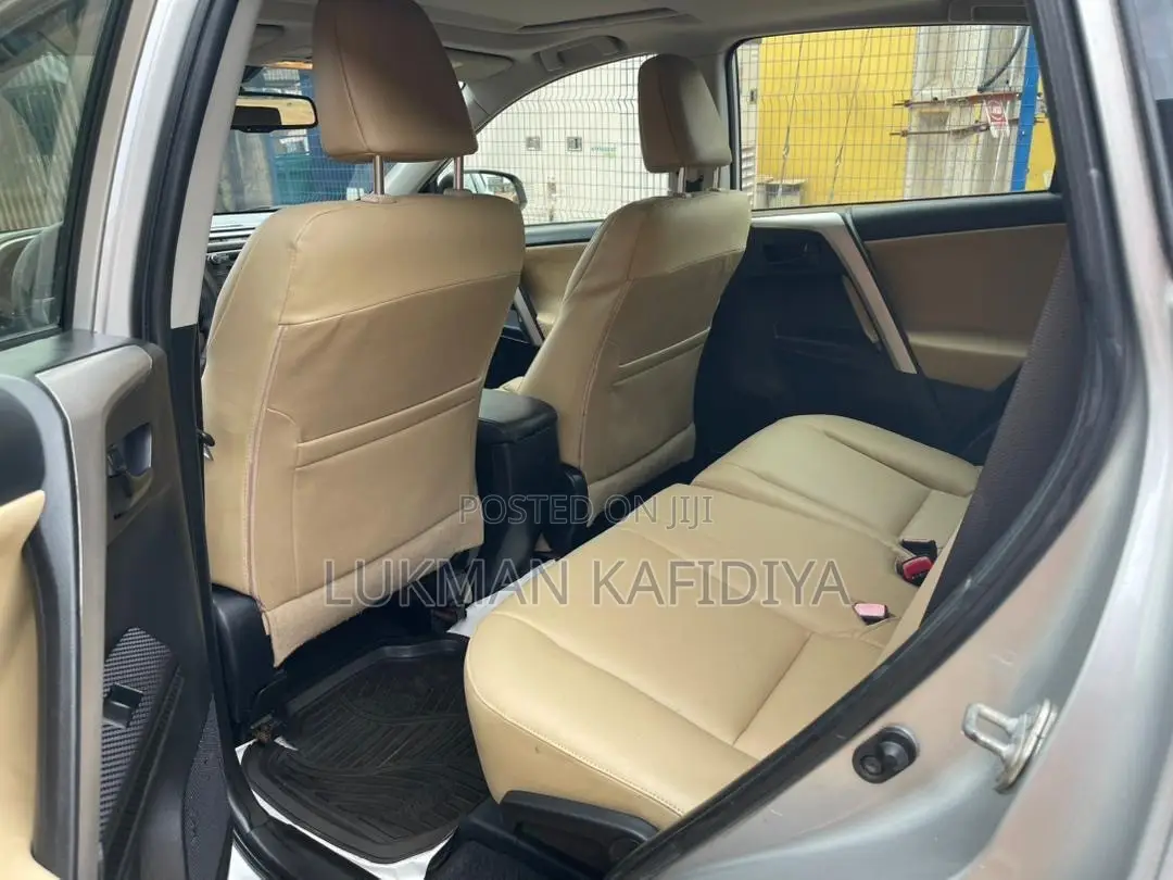 Toyota RAV4 2014 Silver