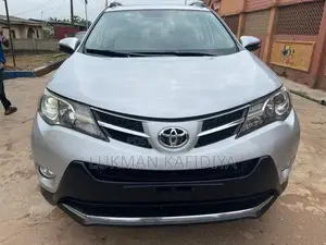 Toyota RAV4 2014 Silver