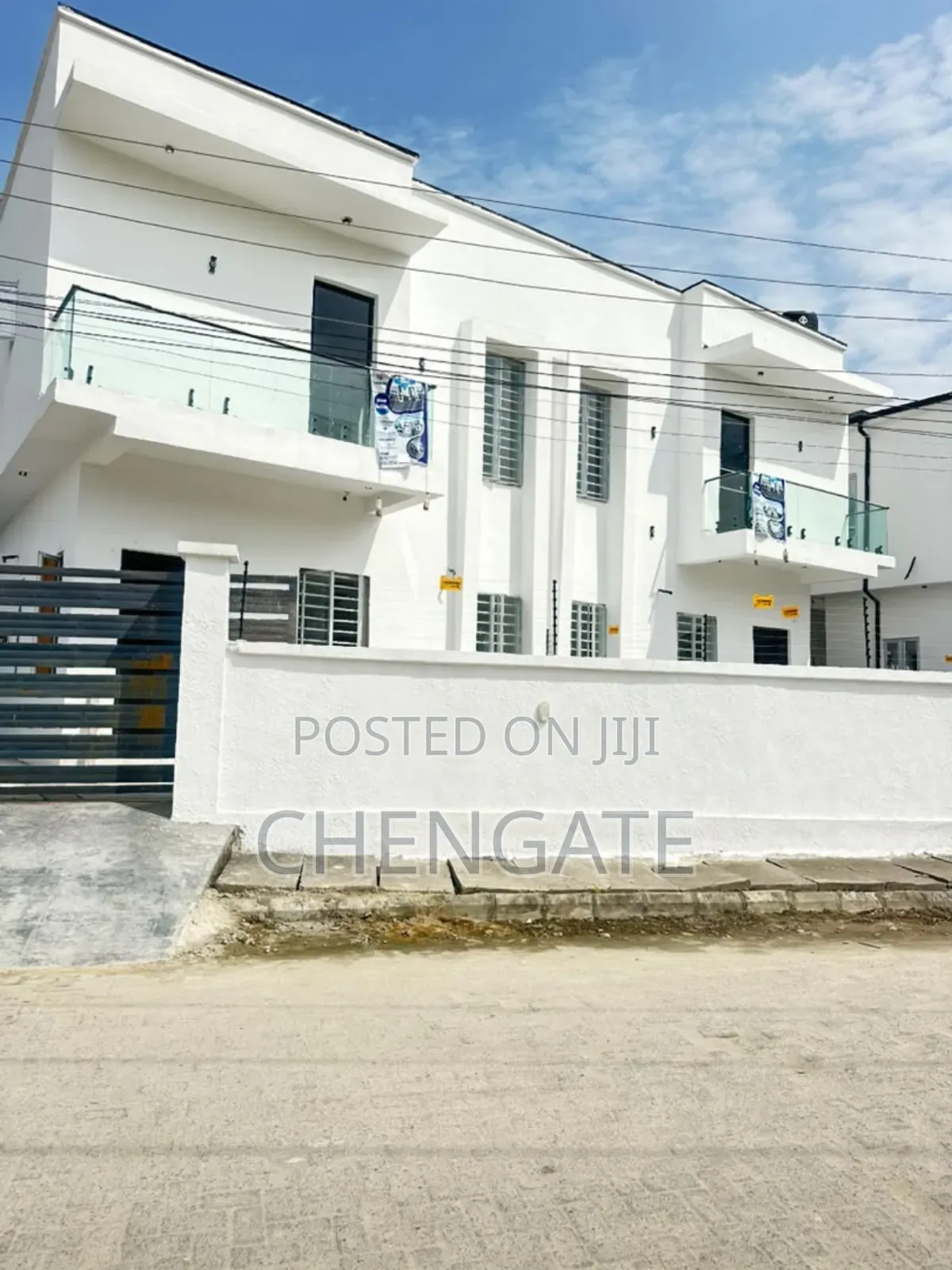 4bdrm Duplex in Ikota for sale
