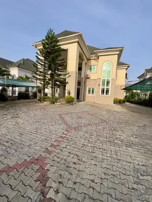 6bdrm Mansion in Aso Radio Katampe for rent