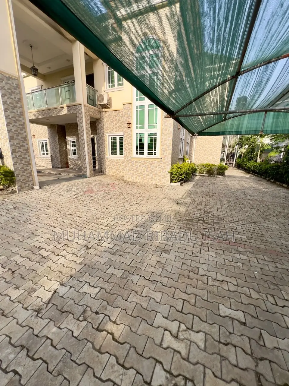 6bdrm Mansion in Aso Radio Katampe for rent