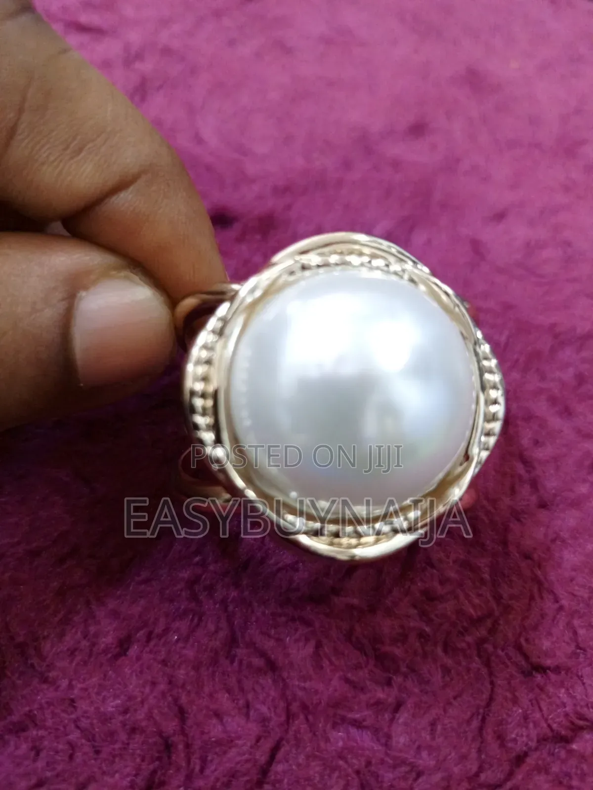 Pearl Silk Towel Buckle Fashion T-Shirt Belt Knot Buckle - White