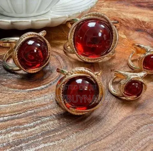 Pearl Silk Towel Buckle Fashion T-Shirt Belt Knot Buckle - RED