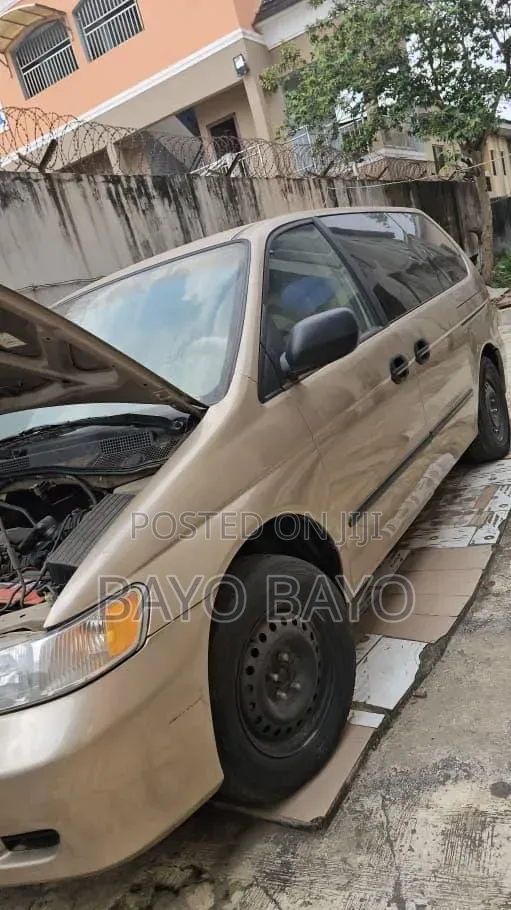Honda Odyssey 2.4 4WD 2005 Gold