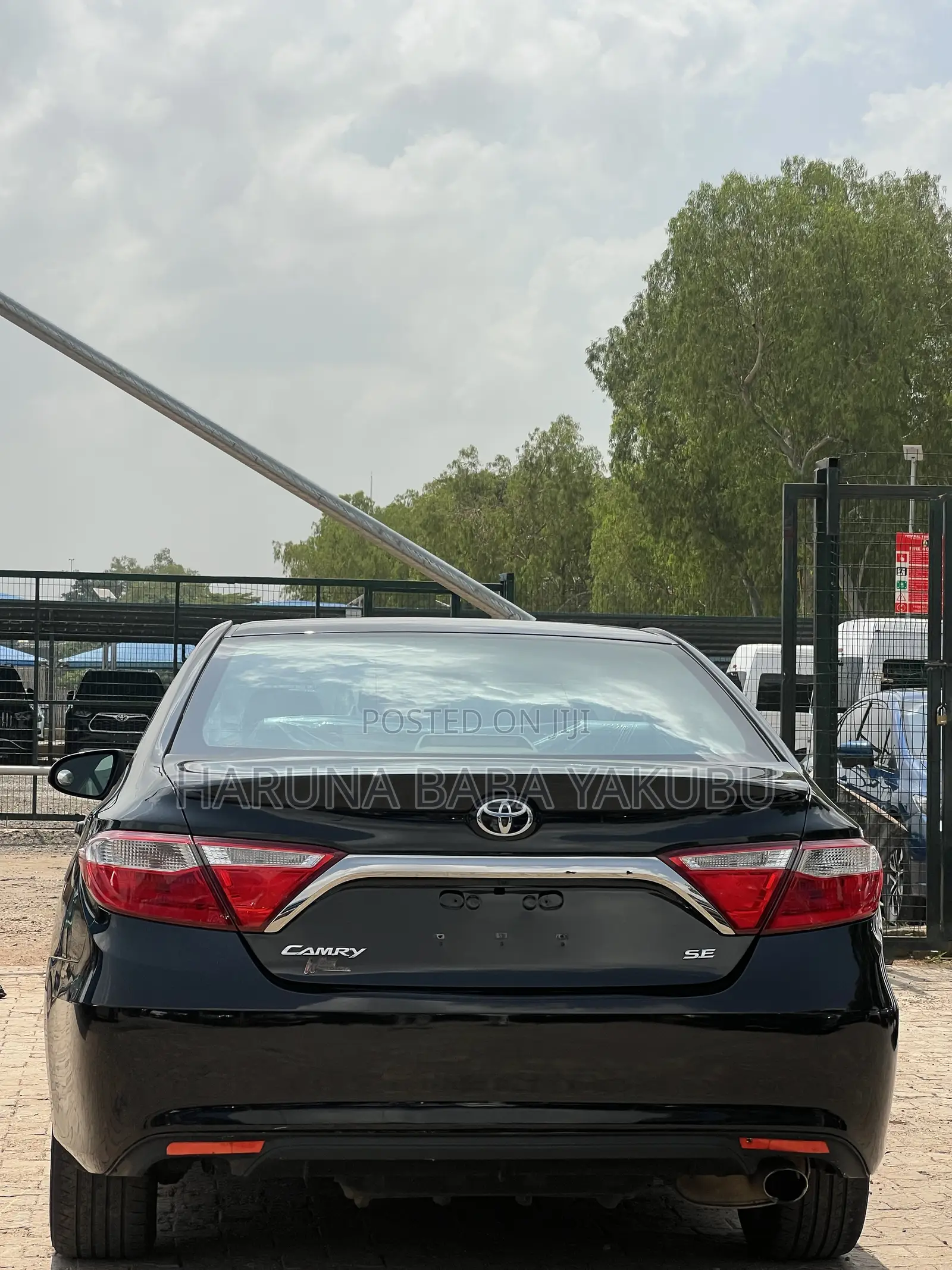Toyota Camry SE 4dr Sedan (2.5L 4cyl 6A) 2017 Black