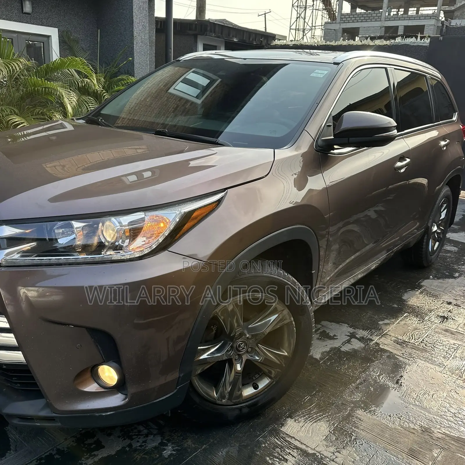 Toyota Highlander Limited Platinum 4x4 V6 (3.5L 6cyl 8A) 2018 Brown