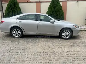 Lexus ES 350 2011 Gray