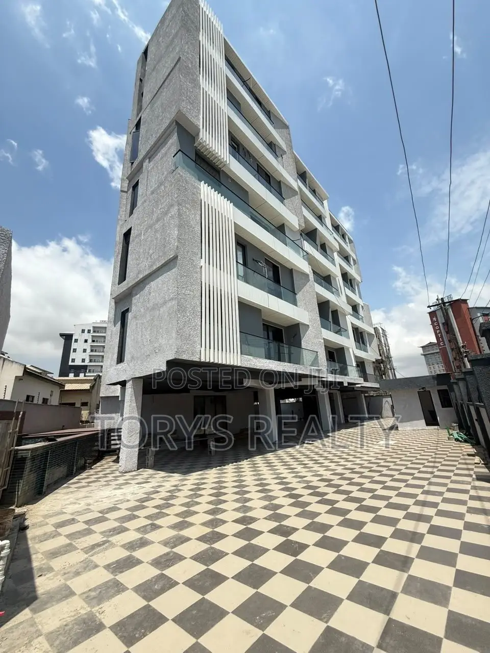 2bdrm Maisonette in Victoria Island Extension for rent