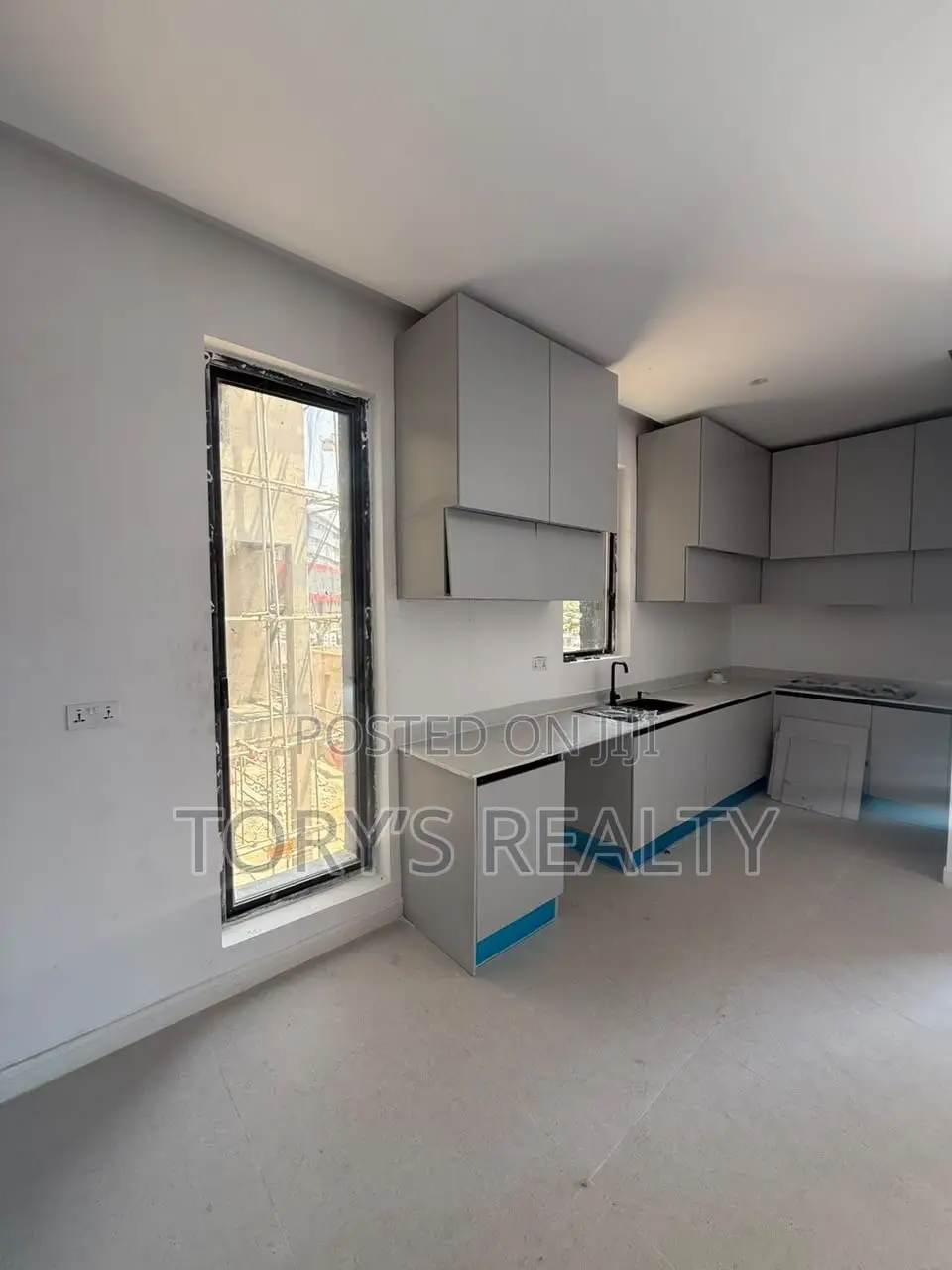 2bdrm Maisonette in Victoria Island Extension for rent