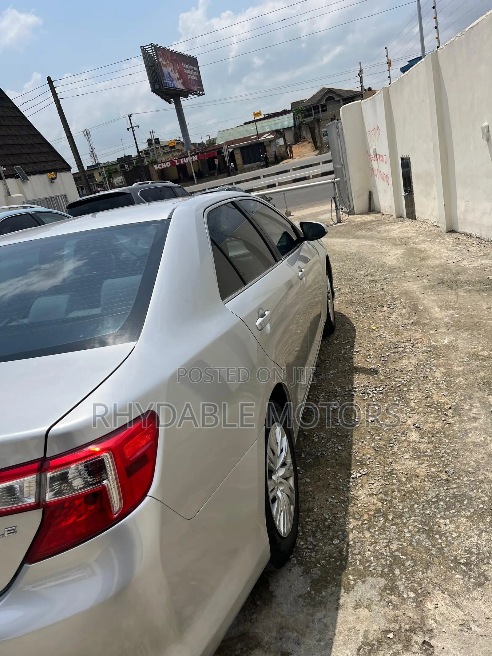 Toyota Camry 2012 Silver